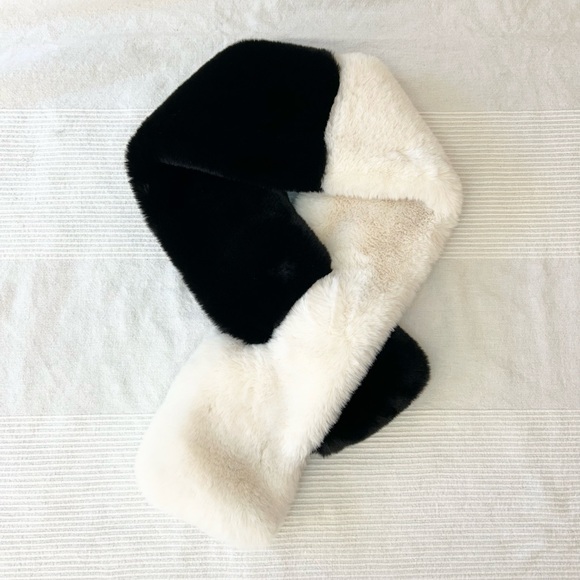 Apparis Faux Fur Layne Stole Black and White Soft Plush Scarf - Picture 5 of 9